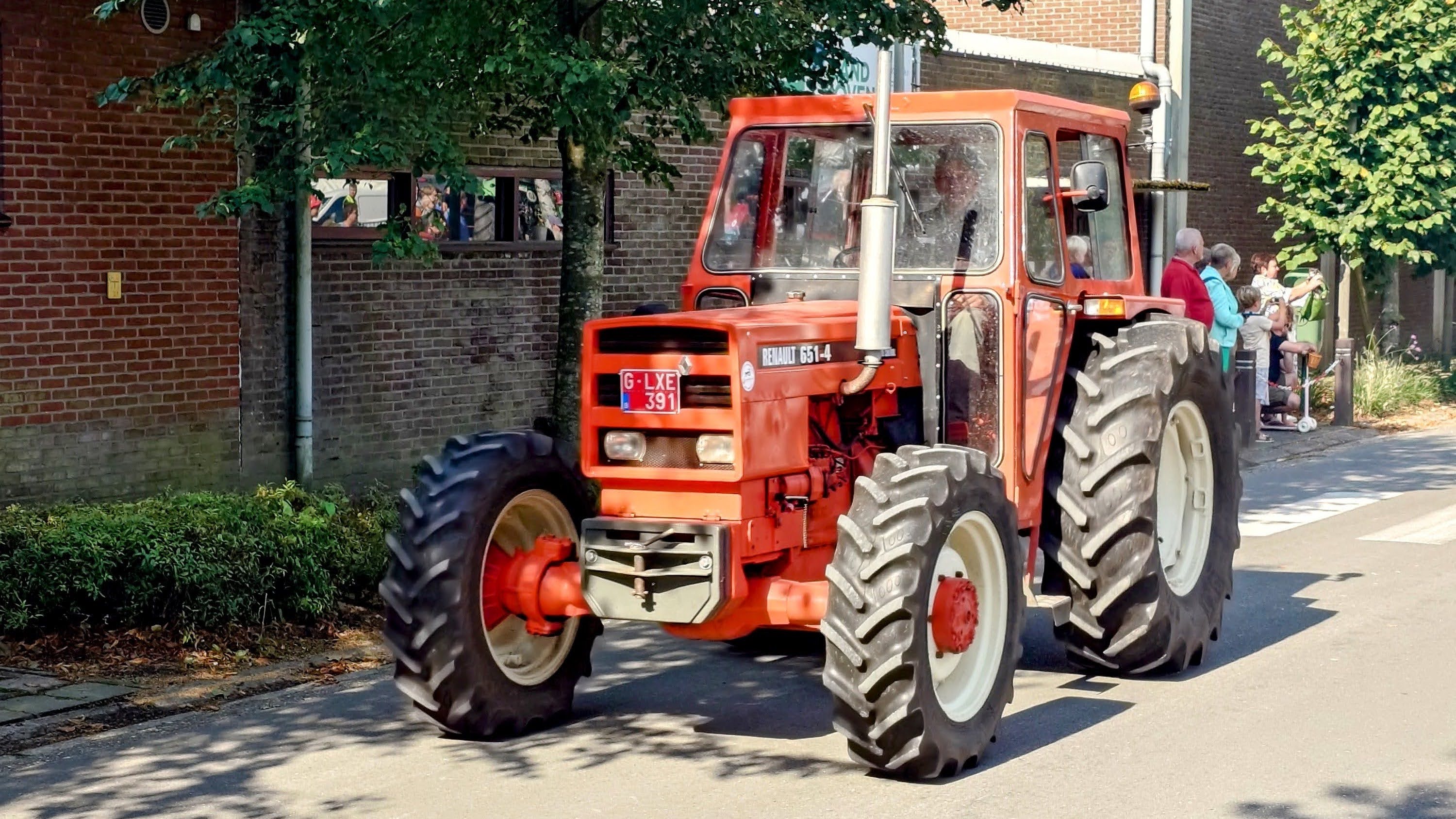 tractor